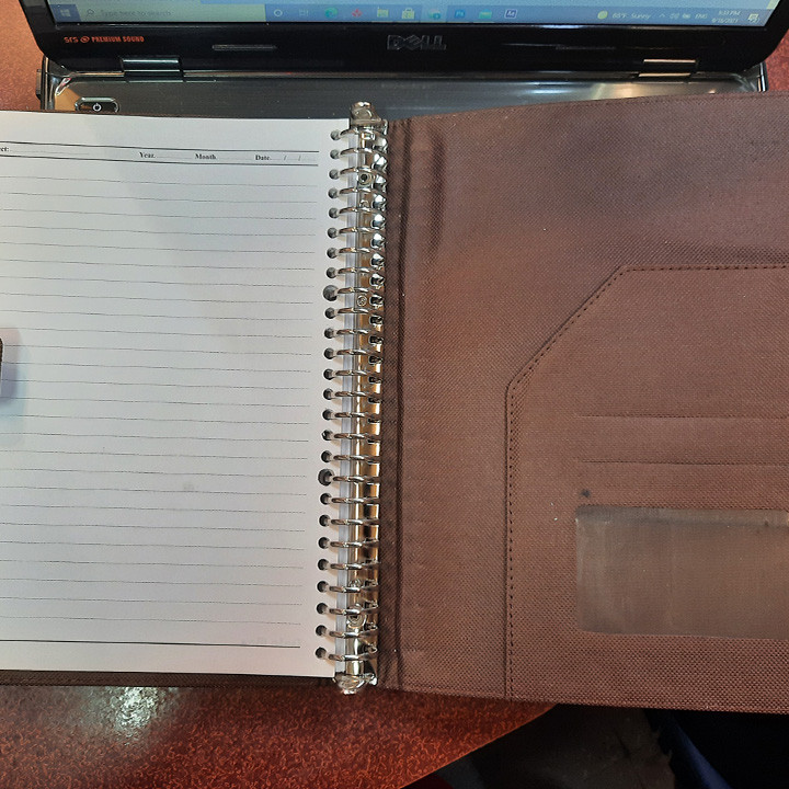 دفتر کلاسوری مدل چهارخانه 20 کد 2004