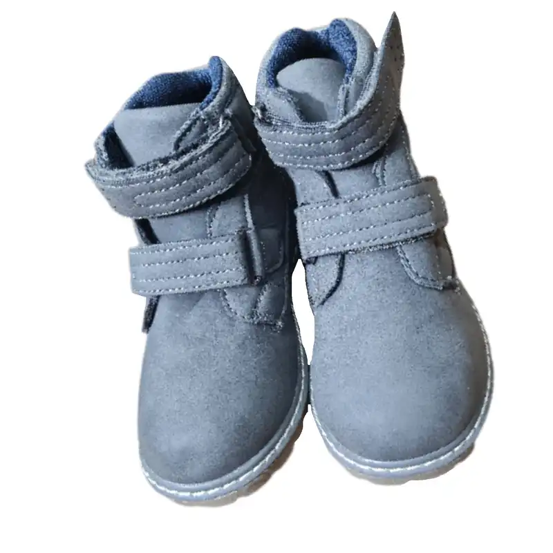 نیم بوت پسرانه یانگ استایل مدل bR0999