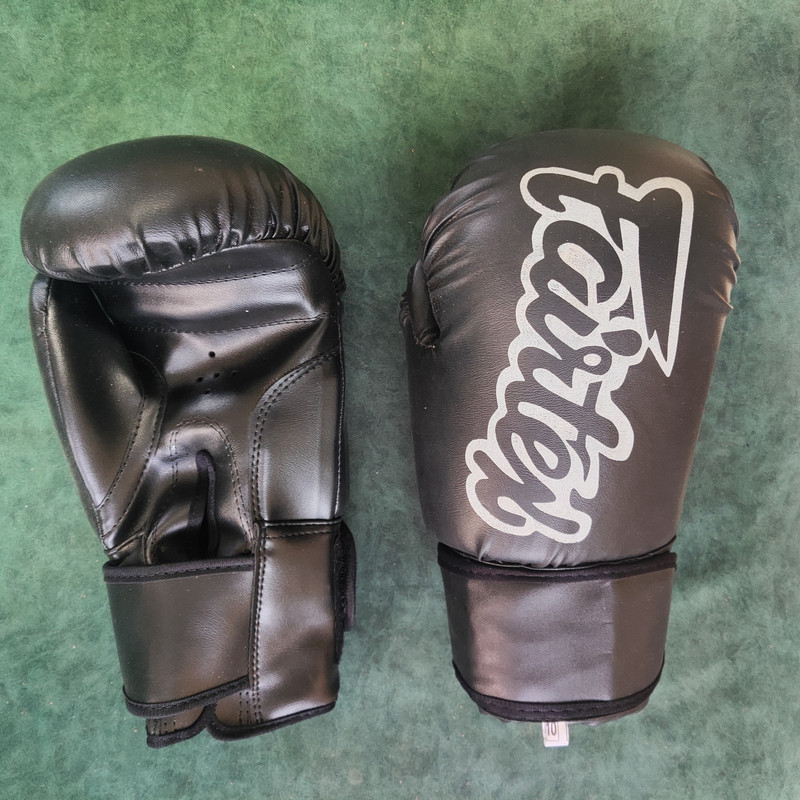 دستکش بوکس مدل FIGHTER_220P