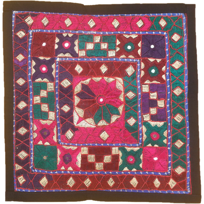 رومیزی سوزن دوزی مدل عسلی کد SOO84