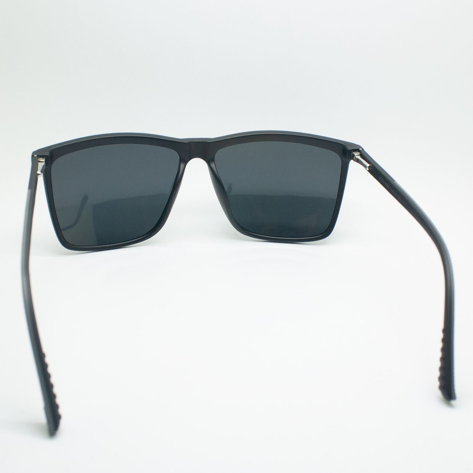 عینک آفتابی پلیس مدل 8609 B  -  - 9