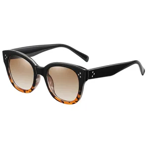 عینک آفتابی زنانه مدل E5039 Half Leopard Pattern
