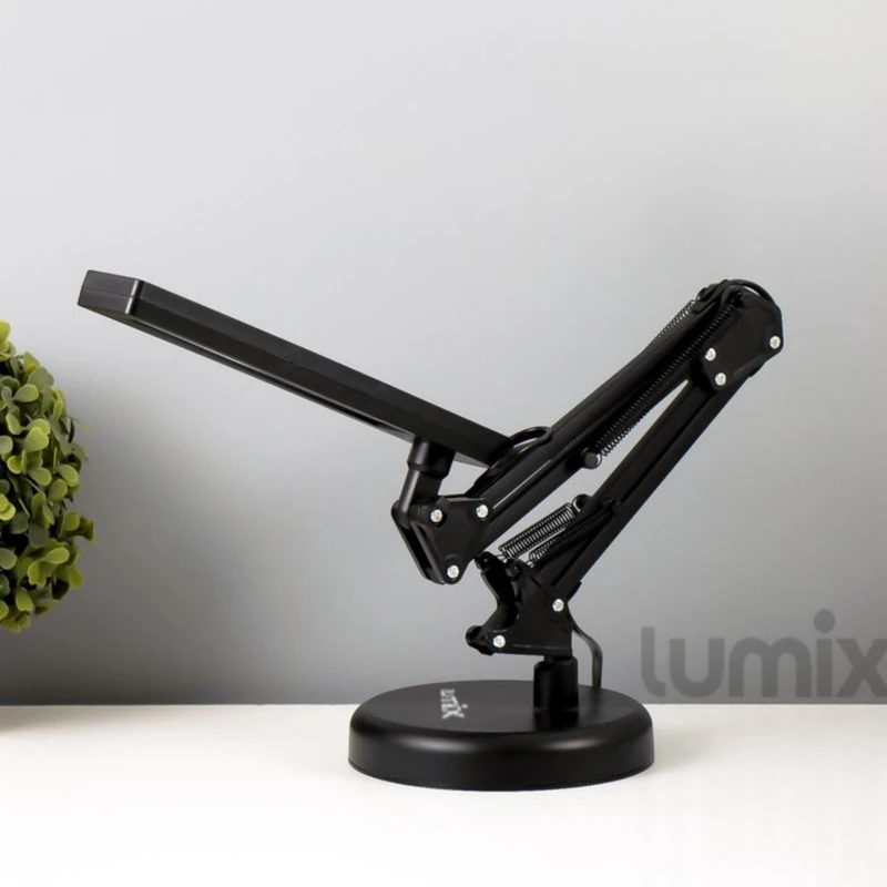 عکس شماره 2 : چراغ مطالعه لومیکس مدل multi purpose 815