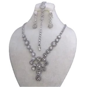 نیم ست نقره زنانه مدل glsr-14300