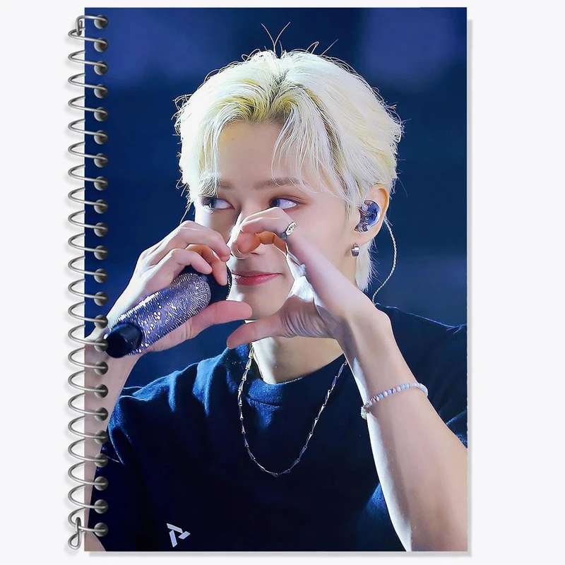 دفتر زبان 50 برگ خندالو مدل دو خط طرح جونهی گروه سونتین Seventeen کد 21596