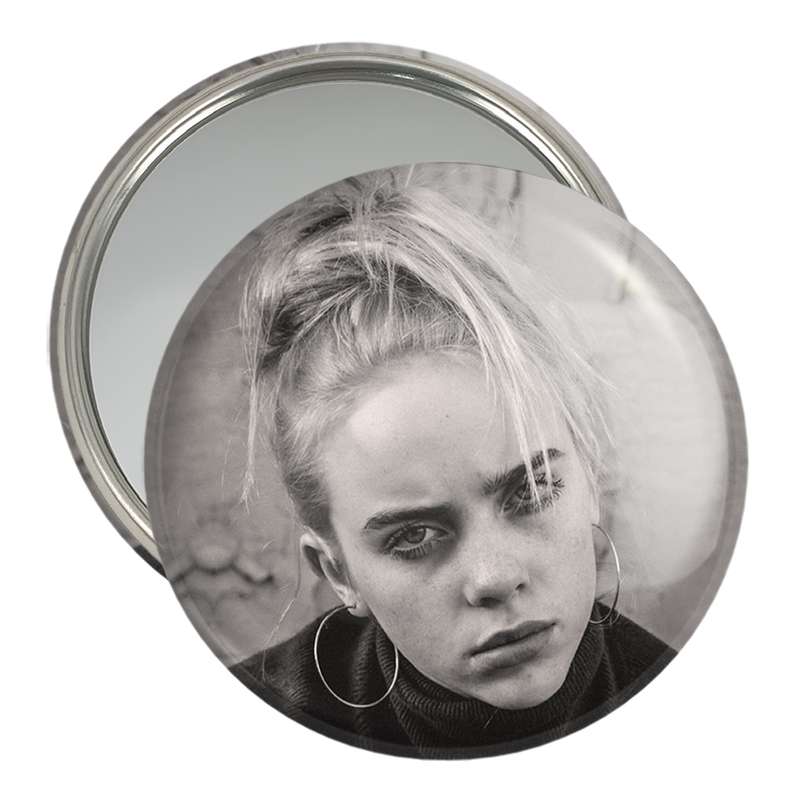 آینه جیبی خندالو مدل بیلی آیلیش Billie Eilish  کد 2767
