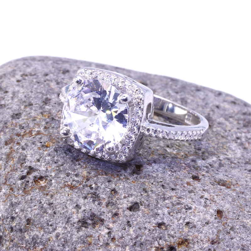 انگشتر نقره زنانه مدل Tiara-01 انگشتر نقره زنانه مدل Tiara-01