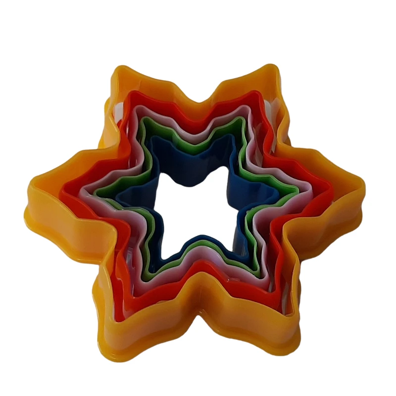 کاتر شیرینی پزی طرح برف مدل pe618 مجموعه 5 عددی