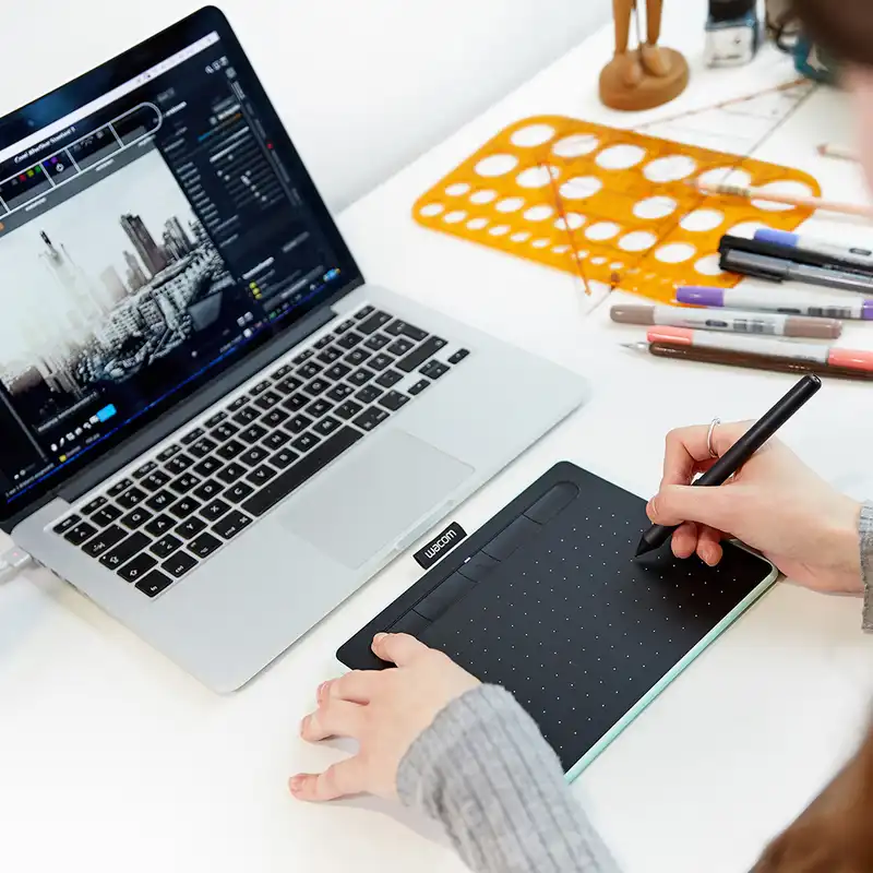قلم نوری وکام مدل Intuos M CTL-4100WL/KO-C
