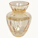 گلدان شیشه‌ای تزیینی هومز مدل 82004 با ابعاد 16×11×11 سانتی‌متر، طراحی فانتزی و وزن 500 گرم مناسب دکوراسیون داخلی منزل و محل کار