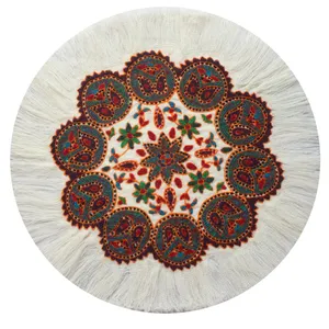 رومیزی پته دوزی کوی دوست مدل شمسه کد SH2W