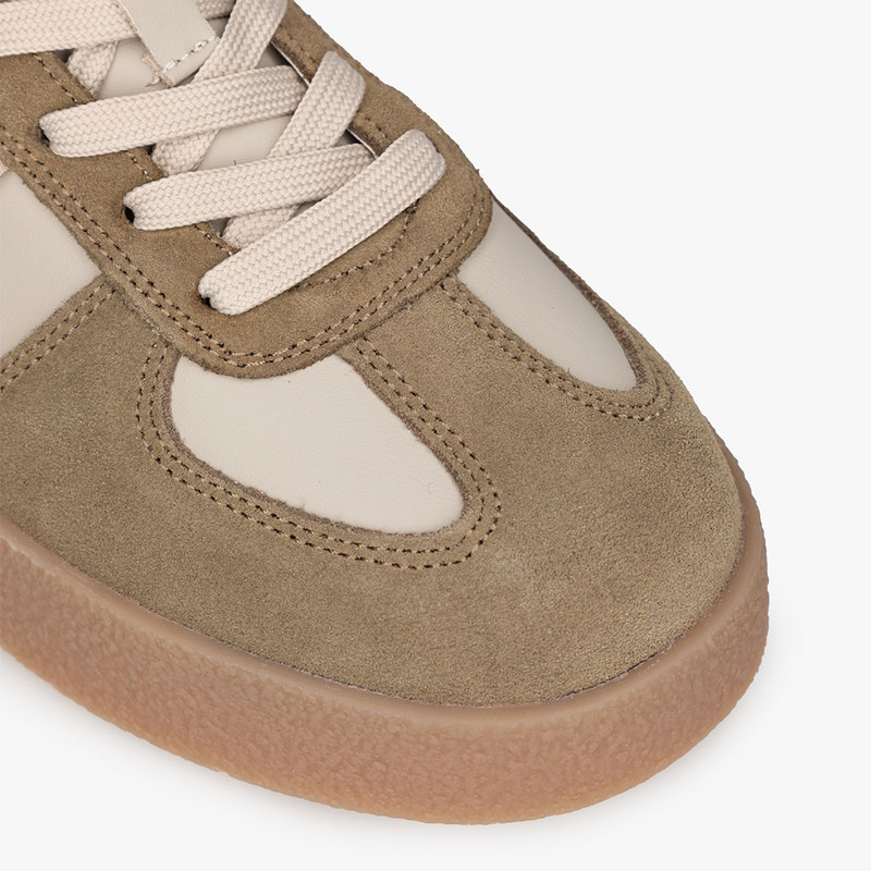 کفش طبی زنانه برتونیکس مدل 2413