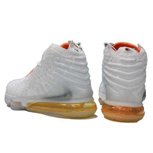 کفش بسکتبال مردانه نایکی مدل lebron xvii