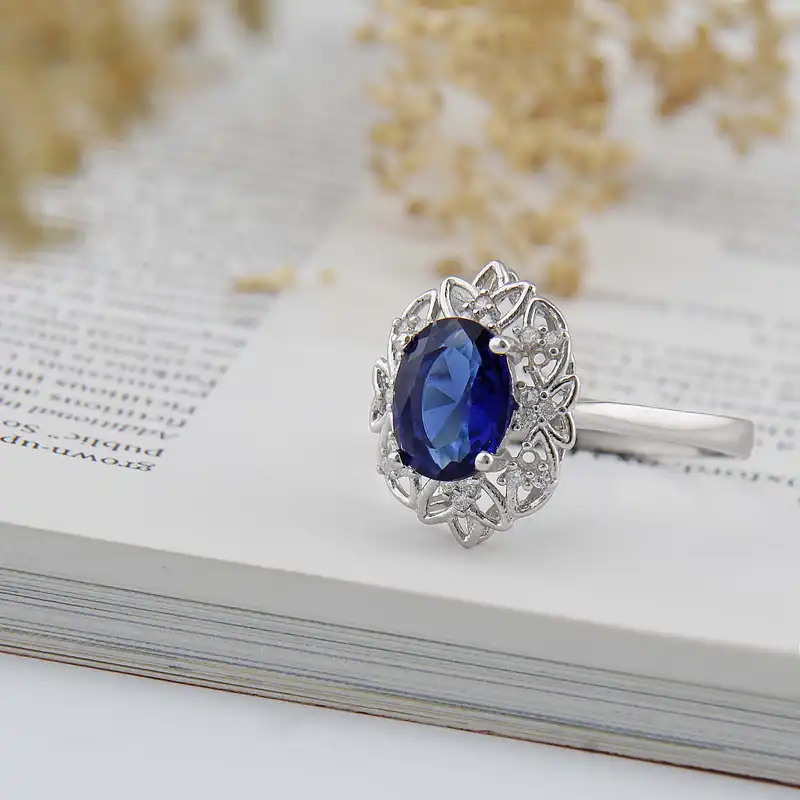 انگشتر نقره زنانه بازرگانی میلادی مدل سنگ کوارتز نگین برلیان بدون ریزش آبکاری رادیوم کد AWR_1574