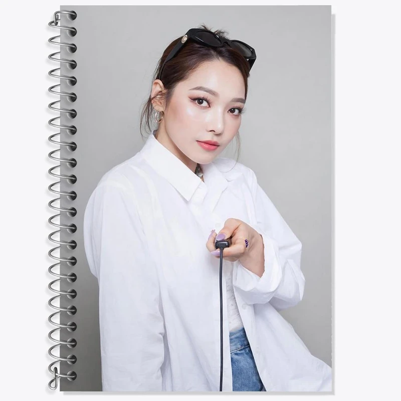 دفتر زبان 50 برگ خندالو مدل سه خط طرح سومین گروه کارد Kard کد 20145