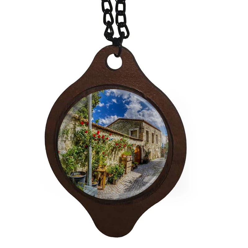 آویز تزیینی خودرو طرح کوچه و سنگ فرش در بلغارستان کد 1046