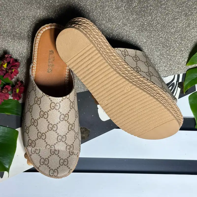 دمپایی زنانه مدل 2023