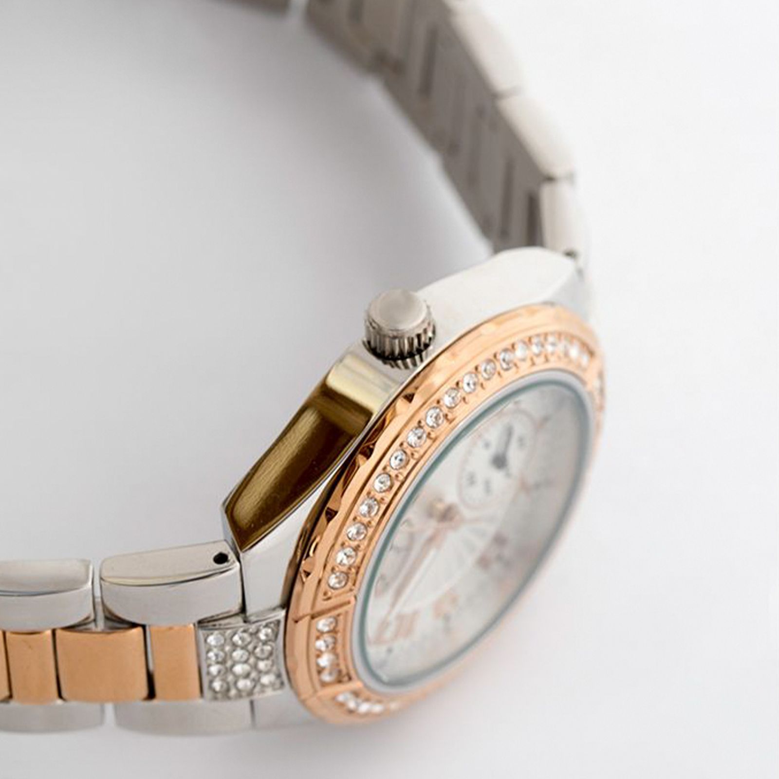 ساعت مچی عقربه ای زنانه گس مدل W15065L2 -  - 3