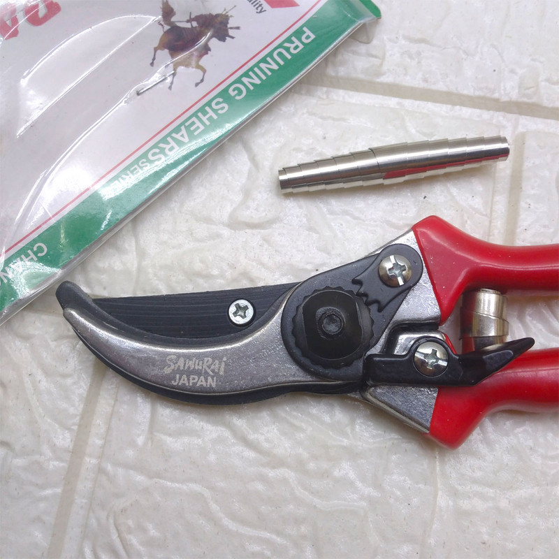 قیچی باغبانی ساوورایی مدل No.KS-4T