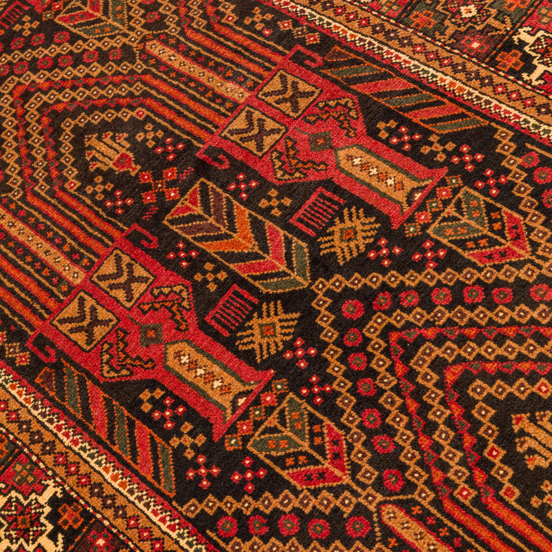 فرش دستبافت کناره طول سه متر مدل نقشه بلوچ  کد 33.1854