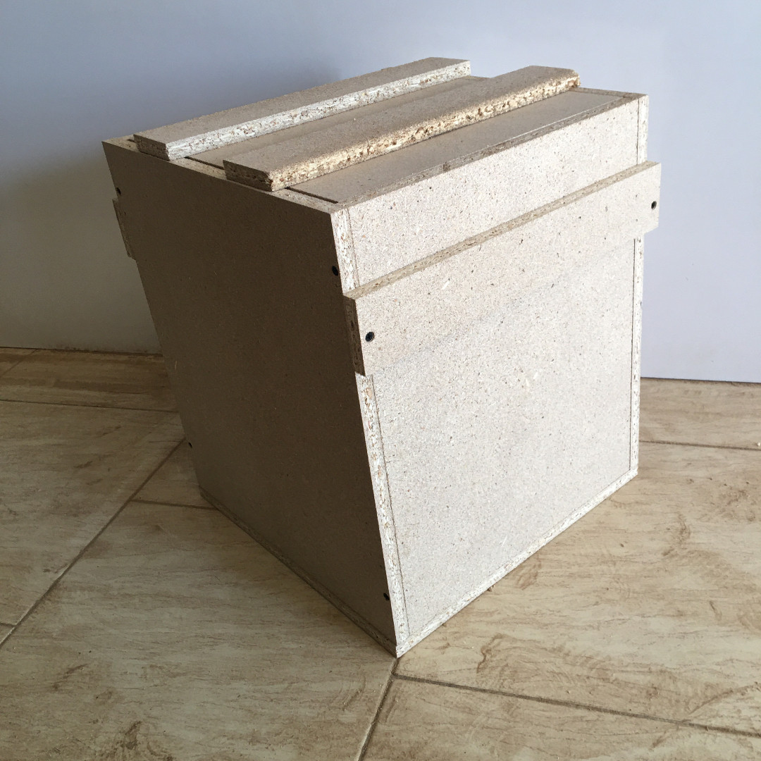 باکس  مدل B001