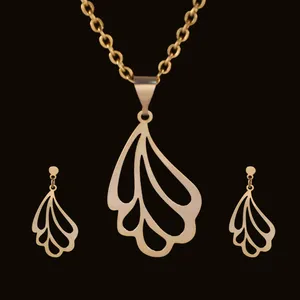 نیم ست طلا 18 عیار زنانه آمانژ کد D9975