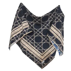 روسری زنانه سيمارو مدل نخی