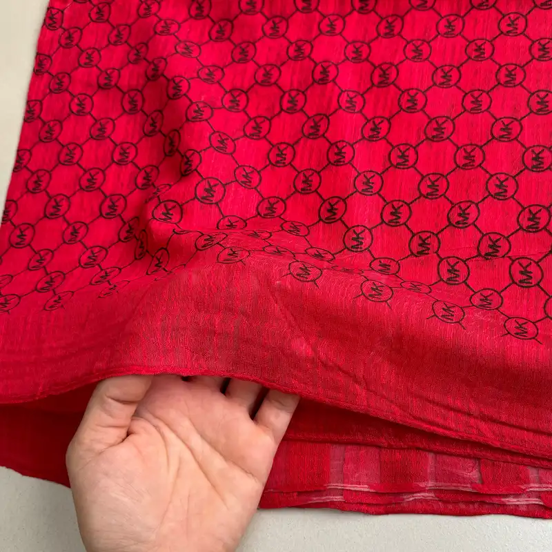 شال زنانه مدل حریر طرح دار مهمانی مجلسی حاشیه  ویسکوز راه راه کد 2