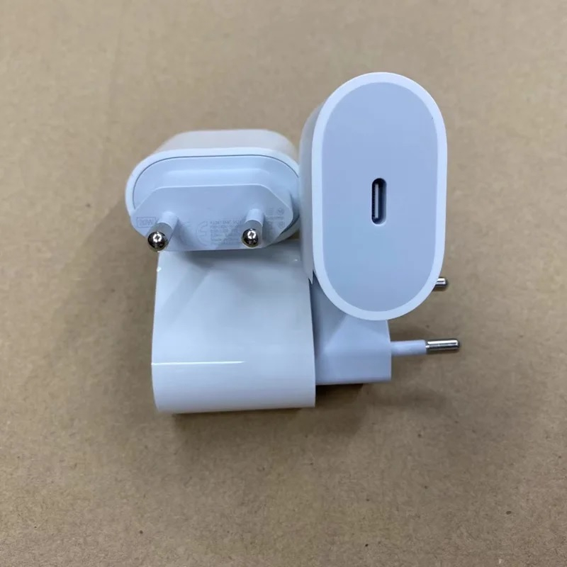 شارژر دیواری 20 وات مدل USB-C
