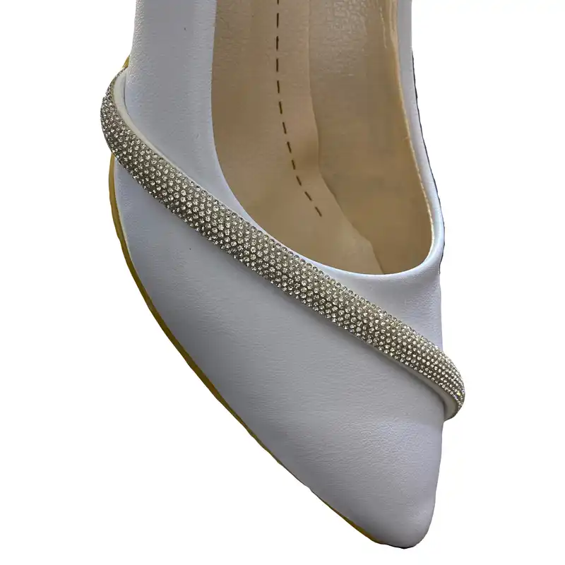 کفش زنانه مدل نیکولاس نگین دار