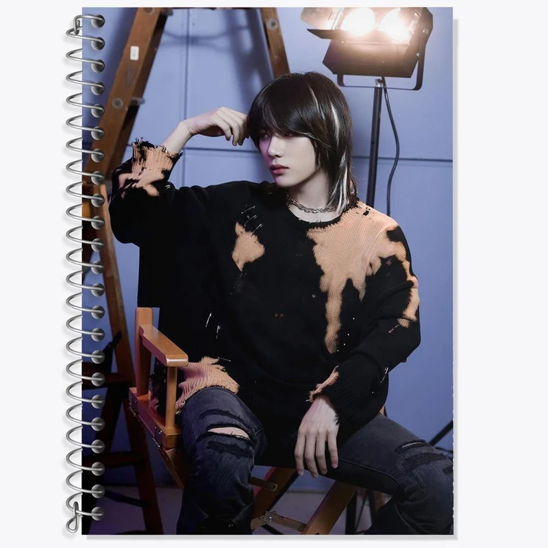 دفتر زبان 50 برگ خندالو مدل سه خط طرح بومگیو گروه تی اکس تی TXT کد 20082