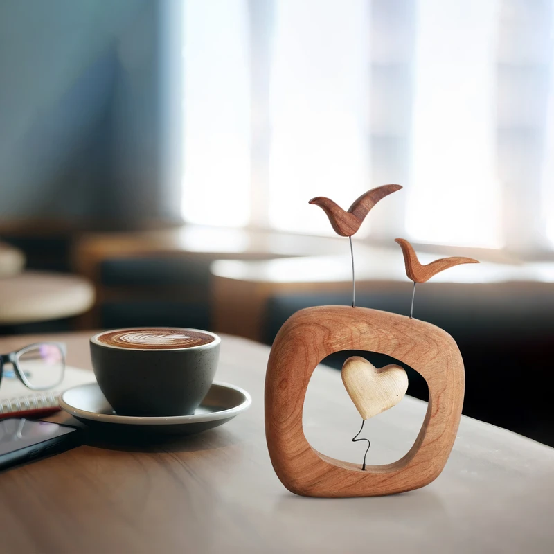 مجسمه چوبی کارکیا مدل پرنده عشق کد W25