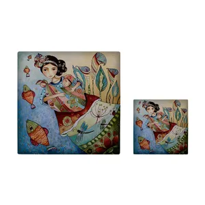 کاشی کارنیلا طرح بانو و ماهی ها مدل لوحی آویز کد kla31 مجموعه 2 عددی