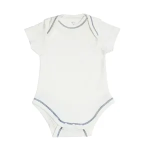 بادی آستین کوتاه نوزادی سی اند ای کد 5900