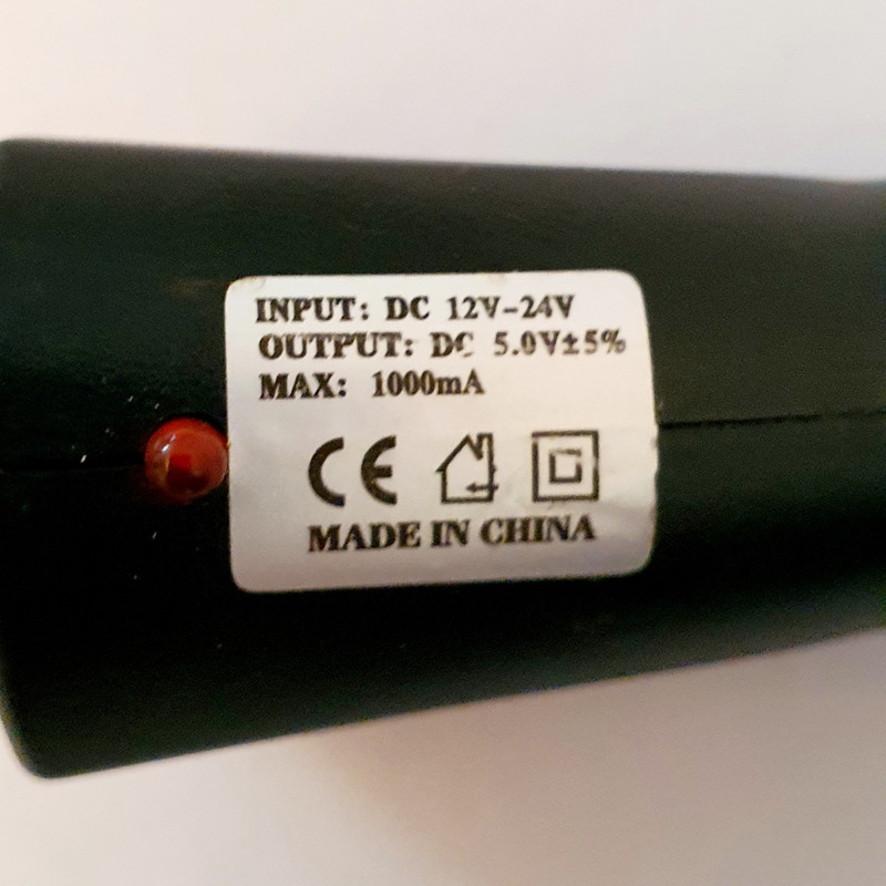 شارژر فندکی 5 ولت مدل USB crger