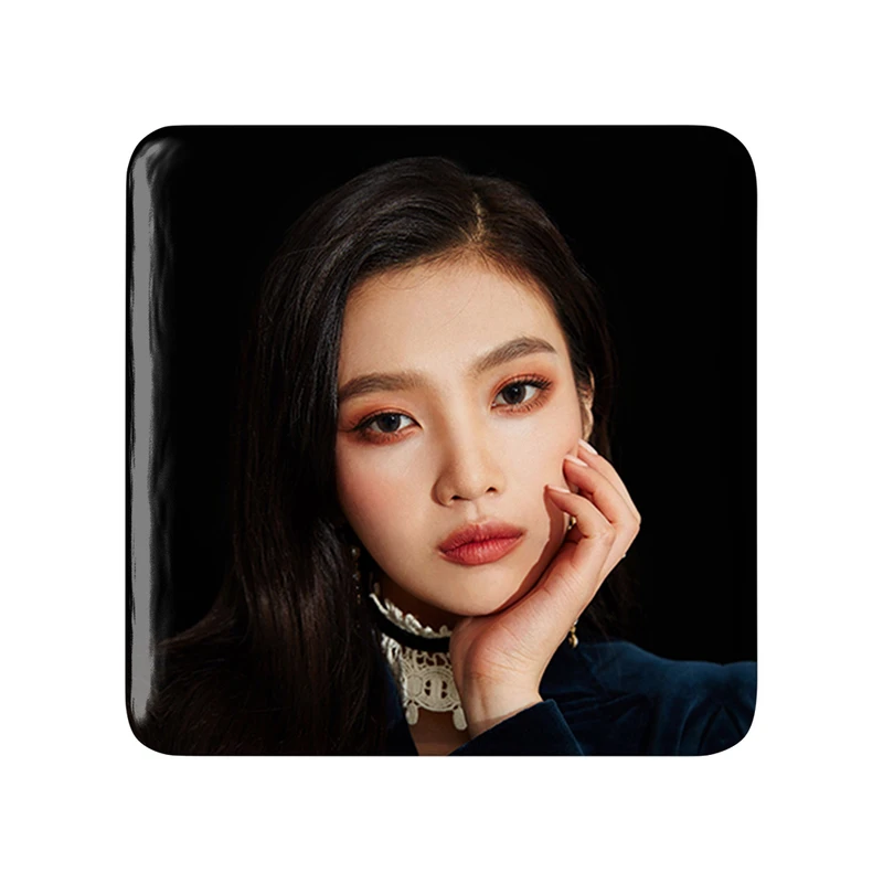 مگنت خندالو طرح جوی گروه رد ولوت Red Velvet  مدل مربعی کد 19645