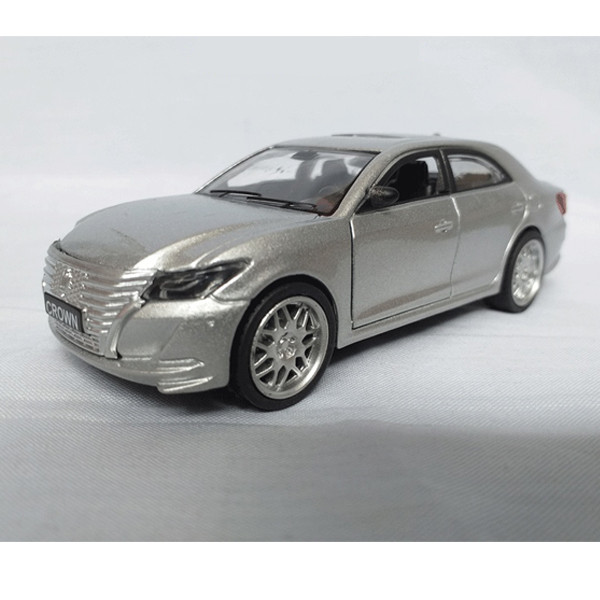 ماشین بازی مدل تویوتا کرون