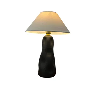 اباژور رومیزی مدل دفرمه