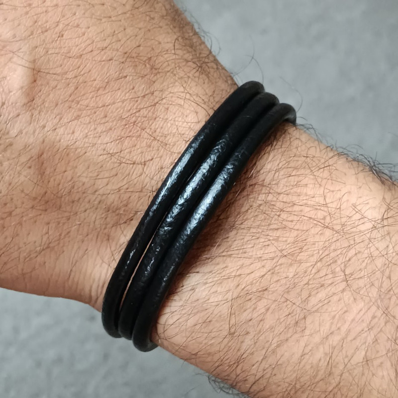 دستبند مردانه مدل سه پیچ