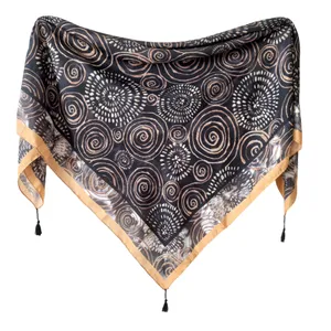 روسری زنانه مدل نخی تابستانی فرفورژه دایره ای منگوله دار