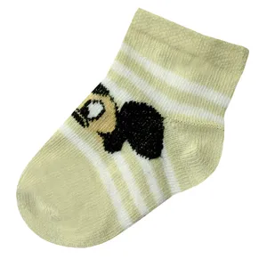 جوراب نوزادی دیزر طرح میکی موس کد fiory-kid1239