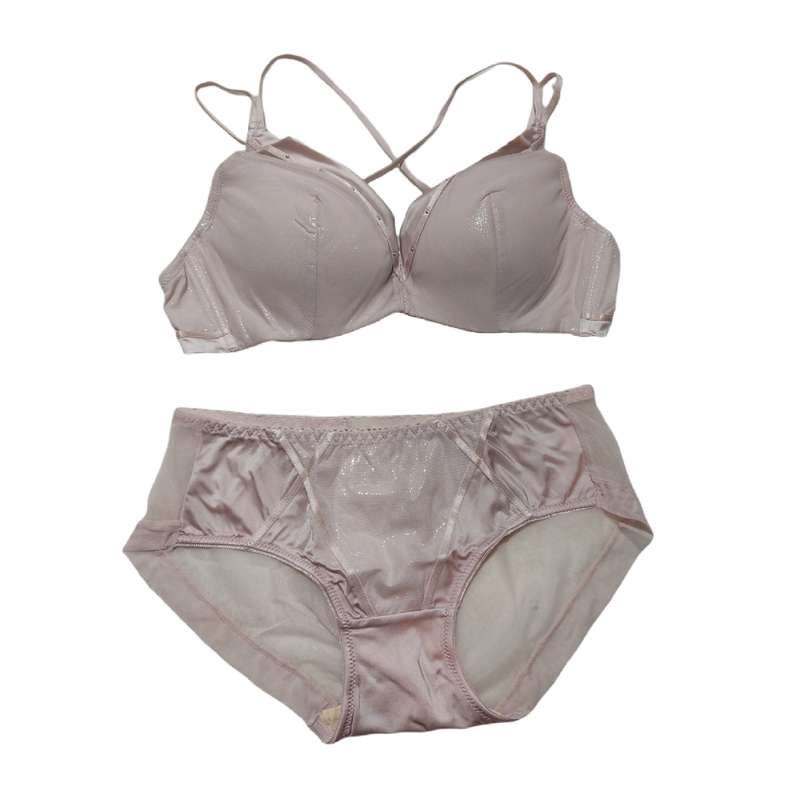 ست شورت و سوتین زنانه مدل اسفنجی لارا