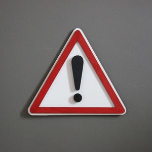 دیوارکوب مدل علامت خطر