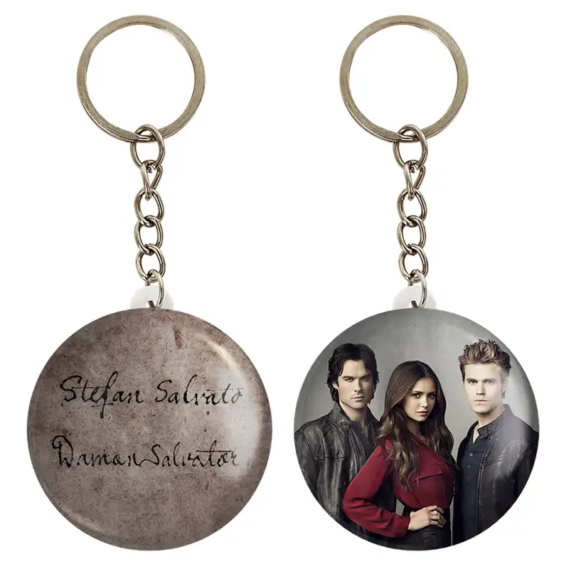 جاکلیدی خندالو مدل خاطرات یک خون آشام The Vampire Diaries کد 2023720248 مجموعه 2 عددی