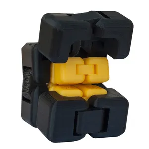 فیجت دستی مدل  107pla Cubic