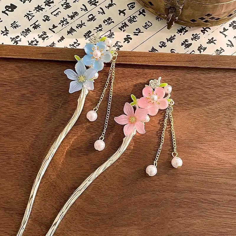 گیره مو زنانه مدل کانزاشی طرح غنچه و گل