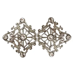 گل سینه زنانه مدل نوشا کد 26