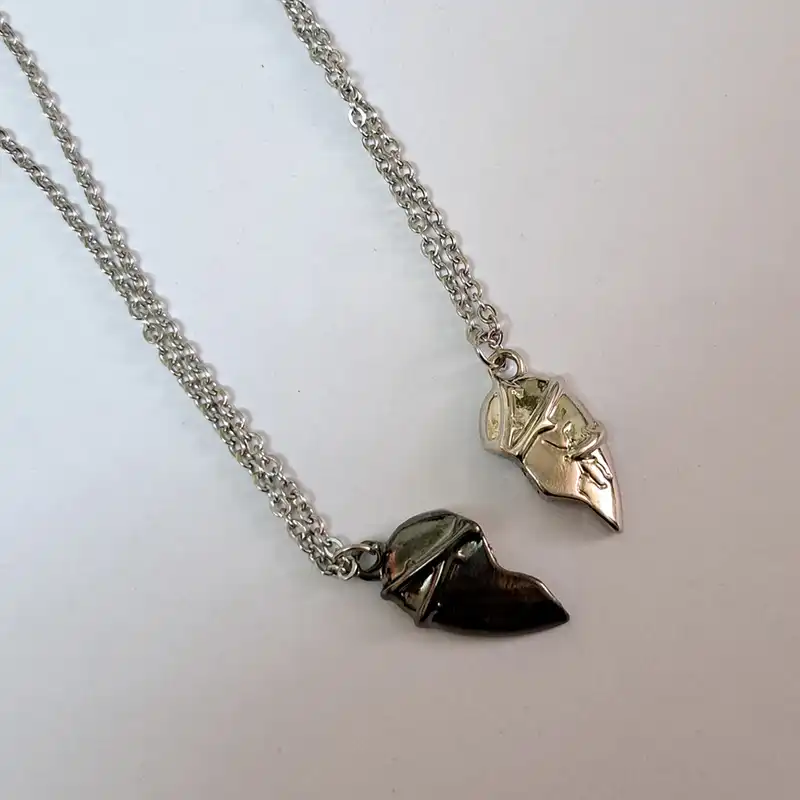 گردنبند مدل قلب مگنتی بسته 2 عددی