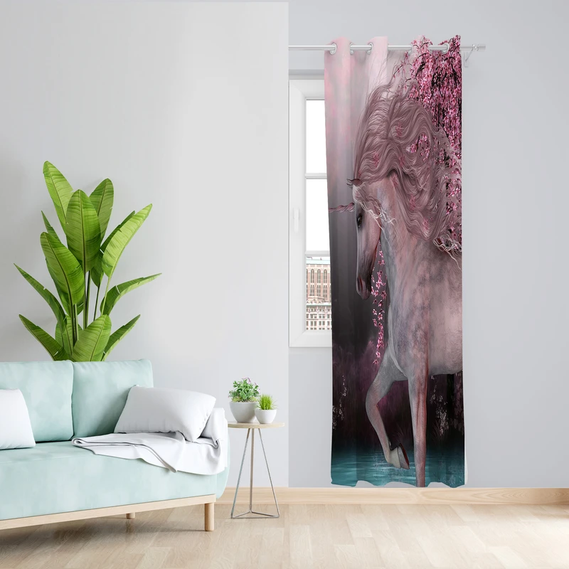 پرده طرح اسب مدل مخمل پانچی کد 2411 z سایز 140x200 سانتی متر