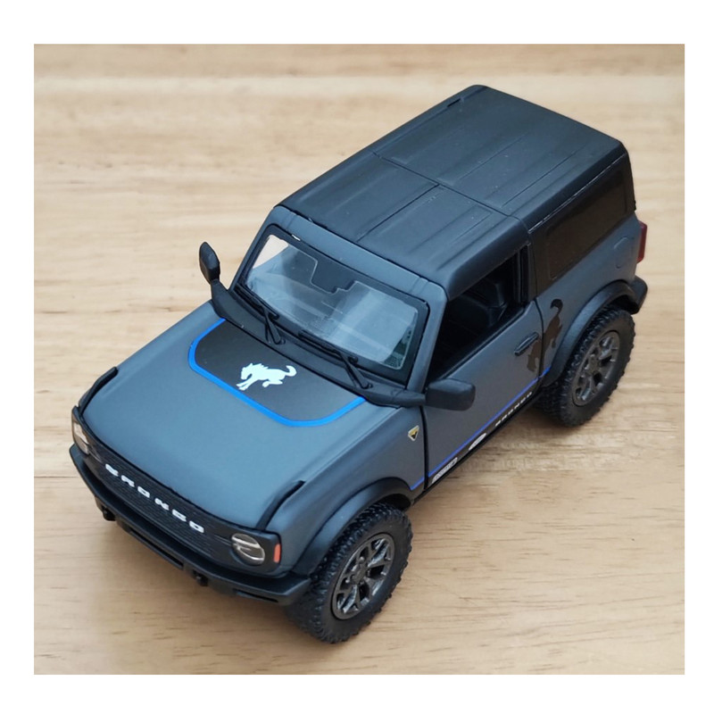 ماکت ماشین کینزمارت مدل فورد برانکو 2022 کد 372